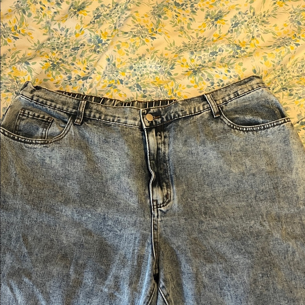 Acid Wash SHEIN Curve Mom Jeans, Elastic Back